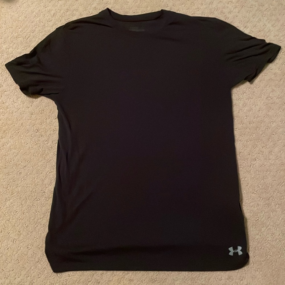 Under armor workout shirt